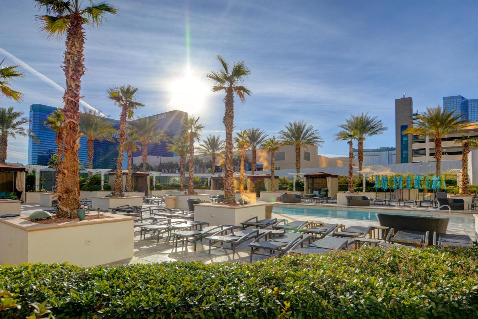 Premium Suite Mgm Signature High Flr Balcony Strip View Las Vegas Exterior photo