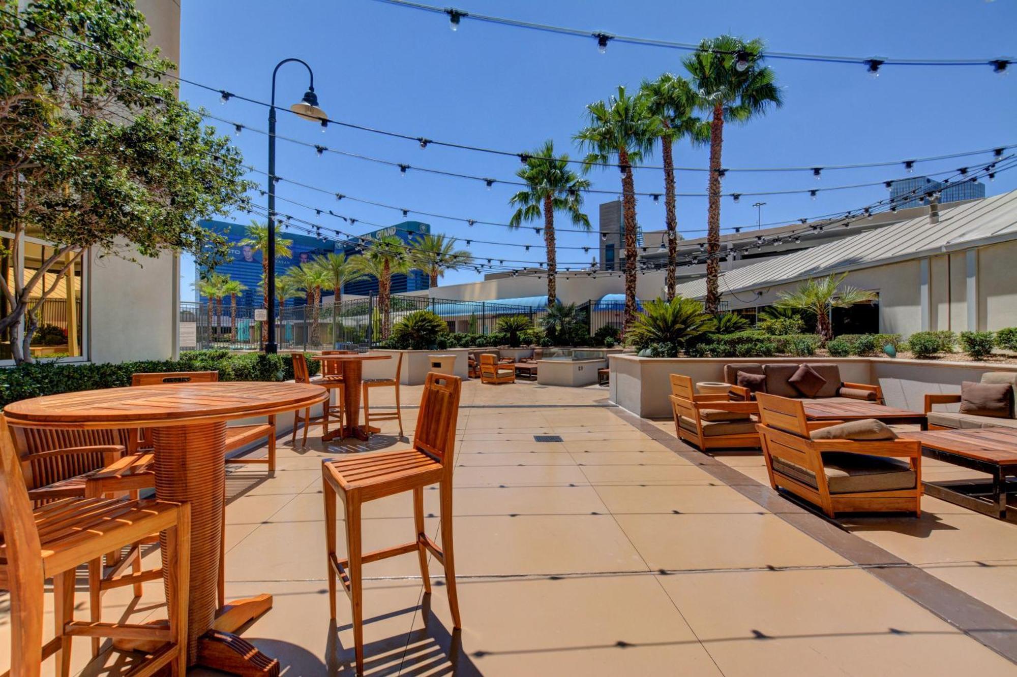 Premium Suite Mgm Signature High Flr Balcony Strip View Las Vegas Exterior photo